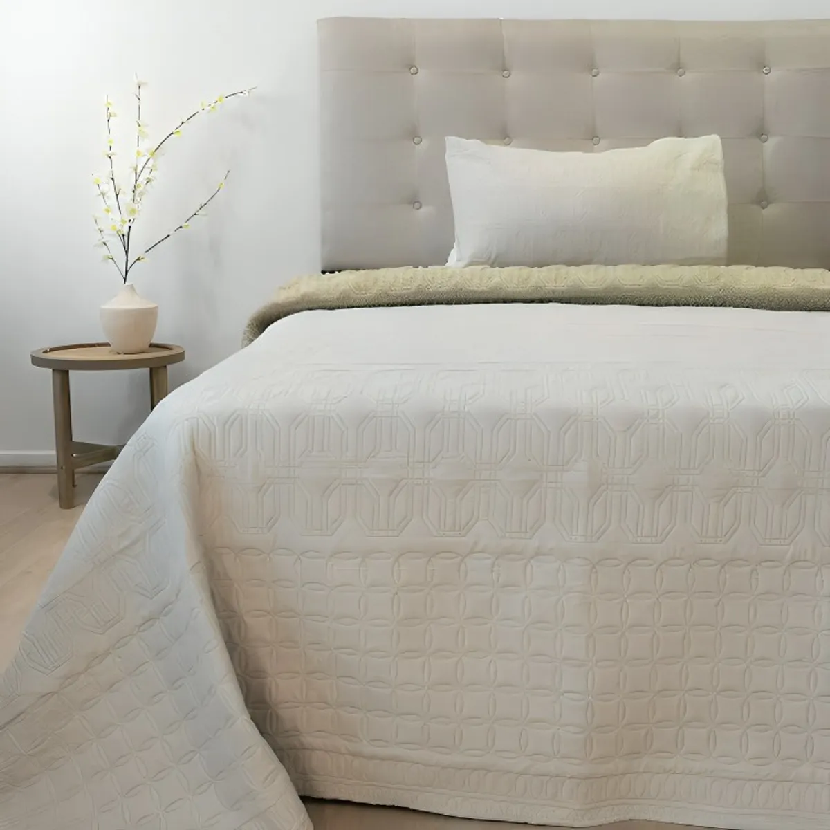 DORAL - Quilt Hotpress Viena Con Sherpa 2 Plazas  Blanco  Doral