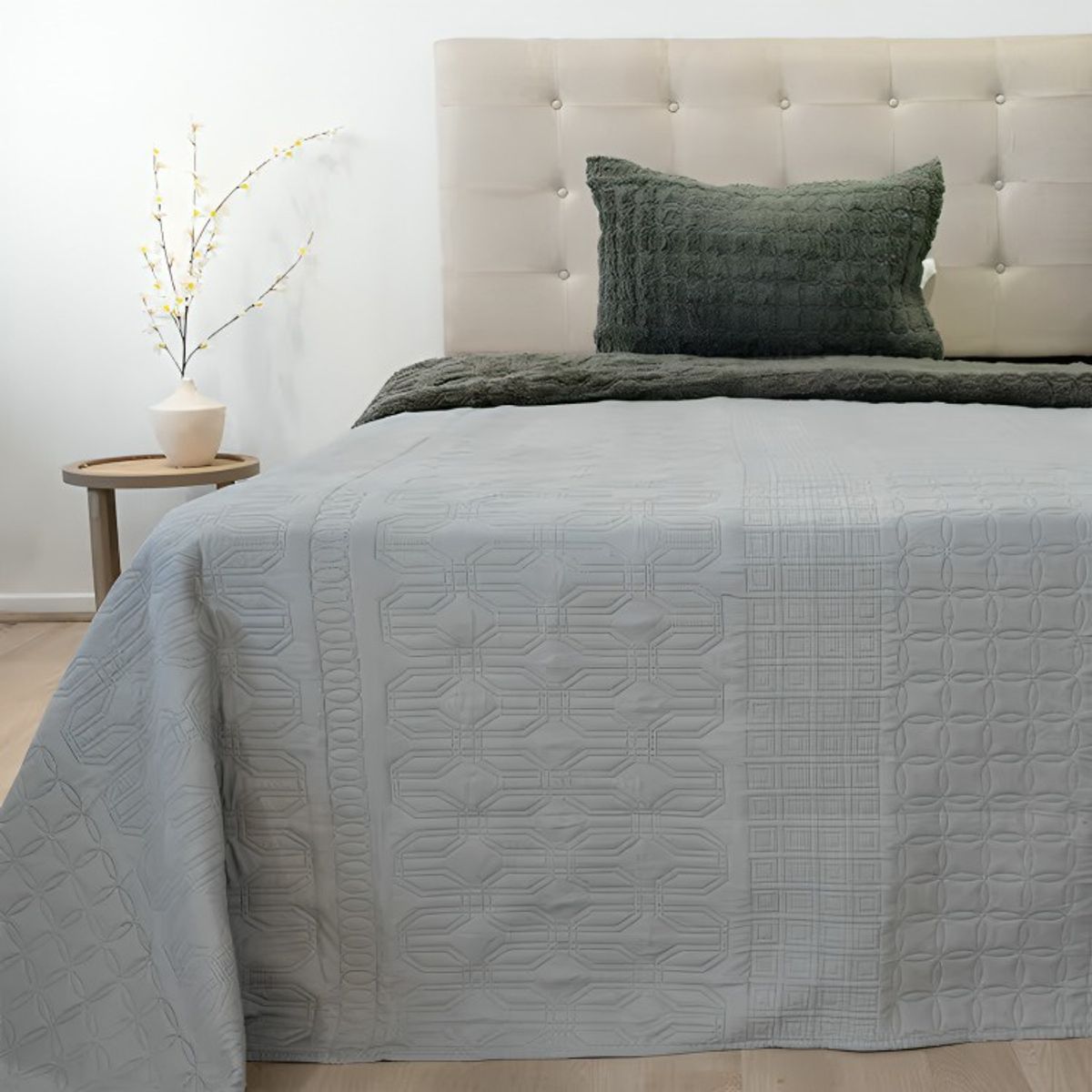 DORAL - Quilt Hotpress Viena Con Sherpa 1.5 Plazas  Gris  Doral