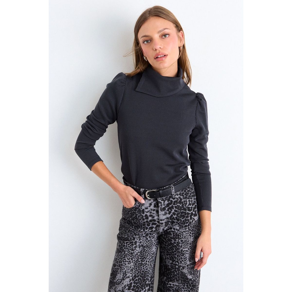 IO - Polera Lisa Mujer Gris Io