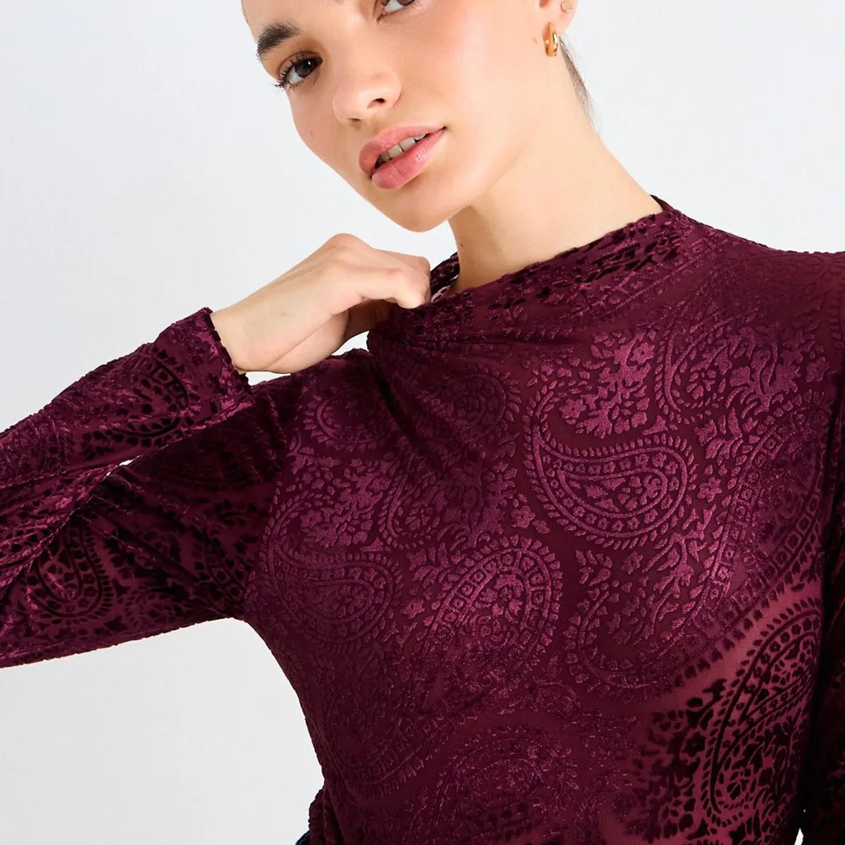 IO - Polera Fantasia Mujer Burdeos Io