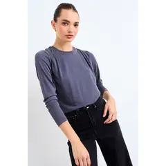 IO - Polera Estampada Mujer Gris