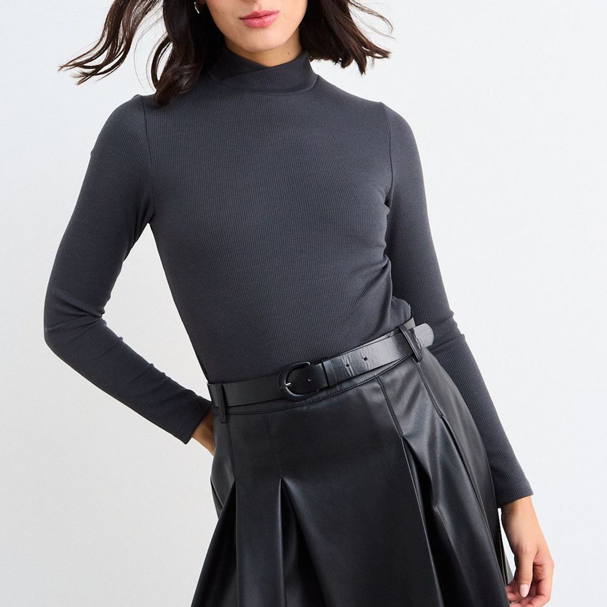 IO - Polera Lisa Mujer Gris Io