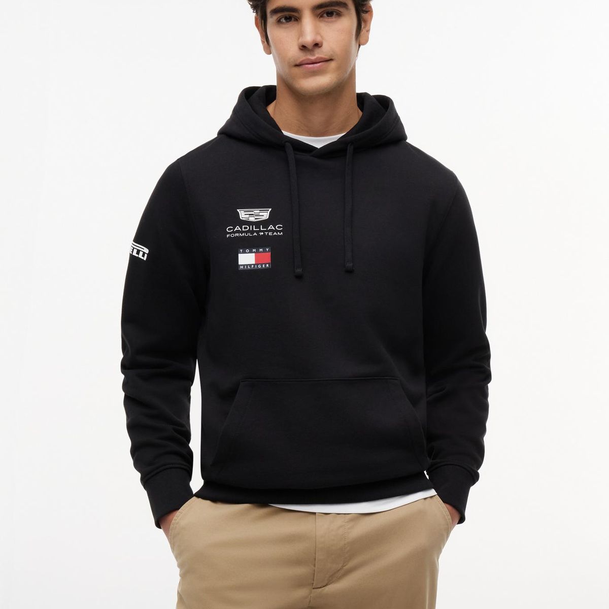 TOMMY HILFIGER - Polerón Unisex TH x Cadillac Fórmula 1 Negro Tommy Hilfiger