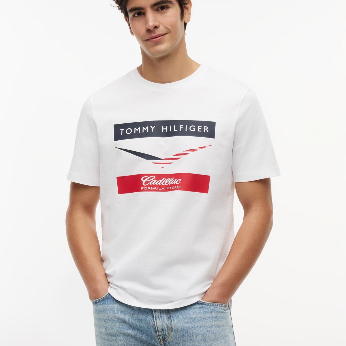 TOMMY HILFIGER - Polera Unisex TH x Cadillac Fórmula 1 Regular Fit Blanco Tommy Hilfiger
