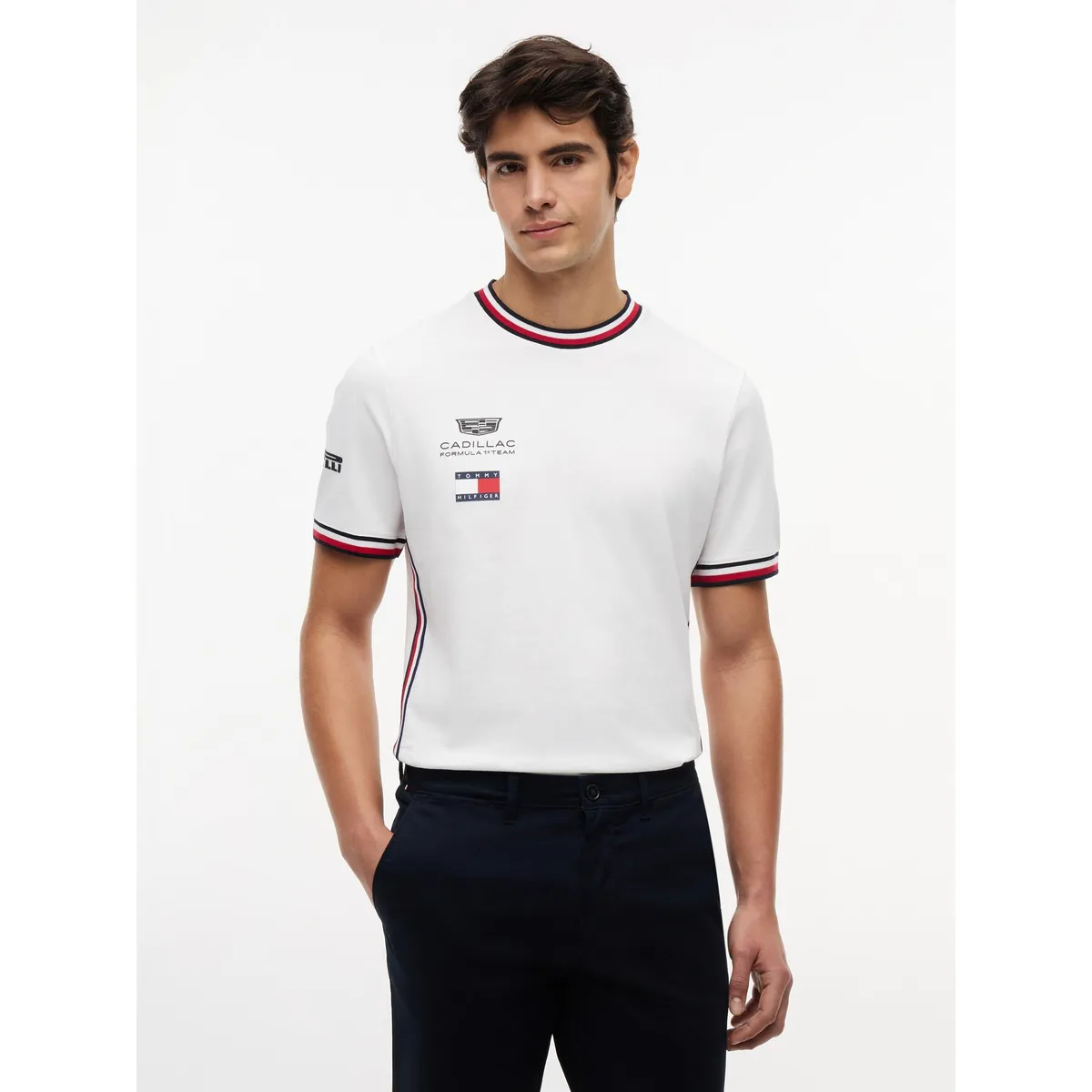 TOMMY HILFIGER - Polera Unisex TH x Cadillac Fórmula 1 Regular Fit Blanco Tommy Hilfiger