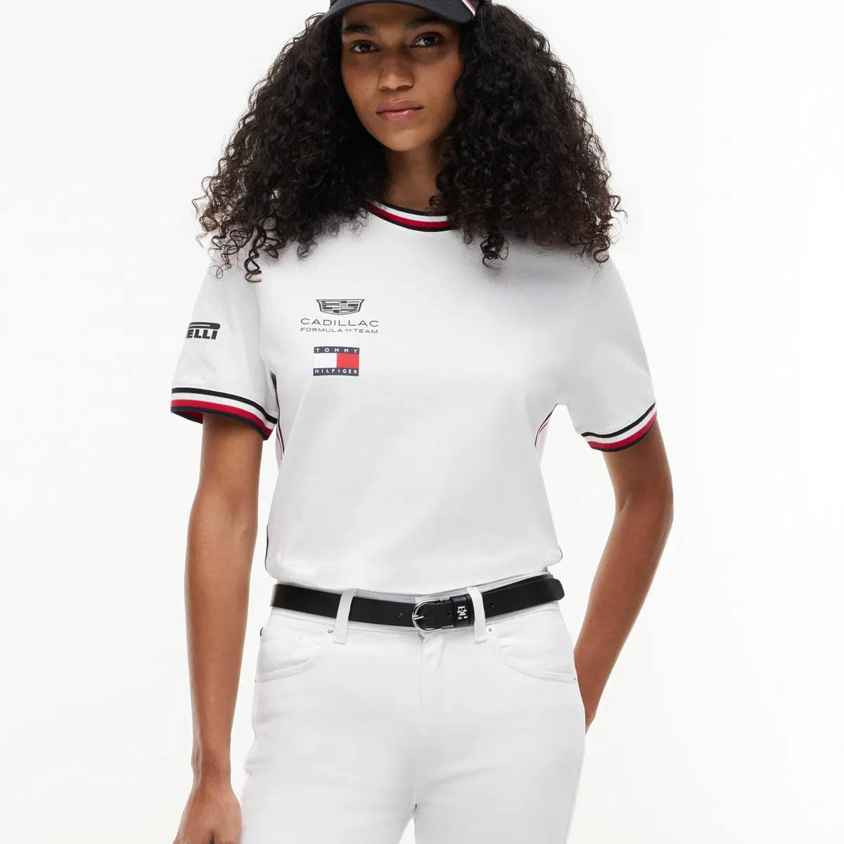 TOMMY HILFIGER - Polera Unisex TH x Cadillac Fórmula 1 Regular Fit Blanco Tommy Hilfiger