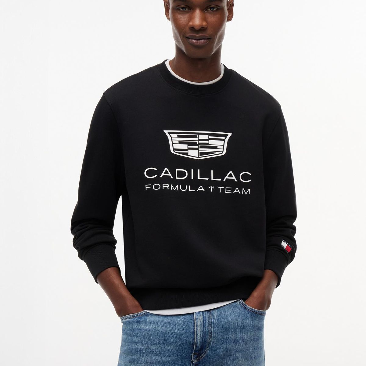 TOMMY HILFIGER - Polerón Unisex TH x Cadillac Fórmula 1 Negro Tommy Hilfiger