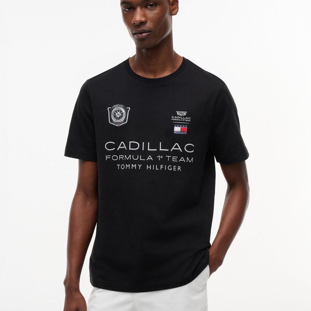 TOMMY HILFIGER - Polera Unisex TH x Cadillac Fórmula 1 Regular Fit Negro Tommy Hilfiger