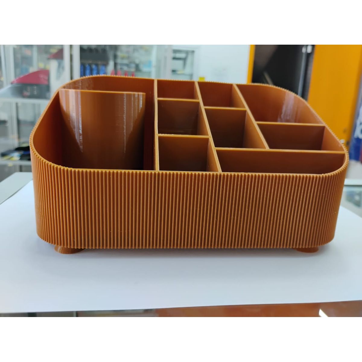 GENERICO - Organizador de escritorio o maquillaje con un diseño acanalado medidas 20cm x 12cm x 10.5cm x 5.5cm