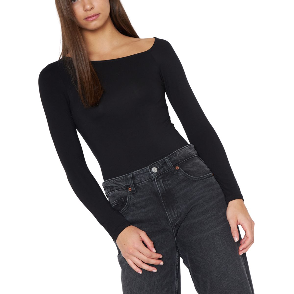 JACINTA TIENDA - Polera Ema negra Jacinta Tienda