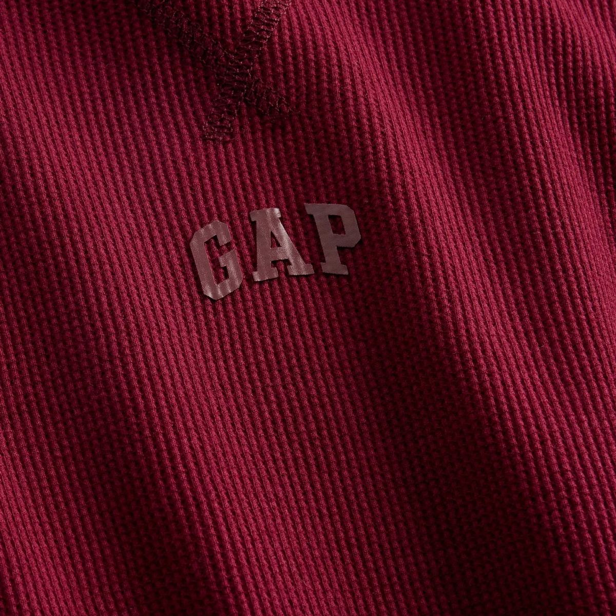 GAP - Polera Niño Gap Manga Larga Logo Rojo