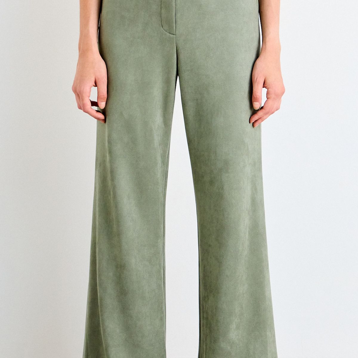 IO - Pantalon Liso Mujer Verde Oliva Io