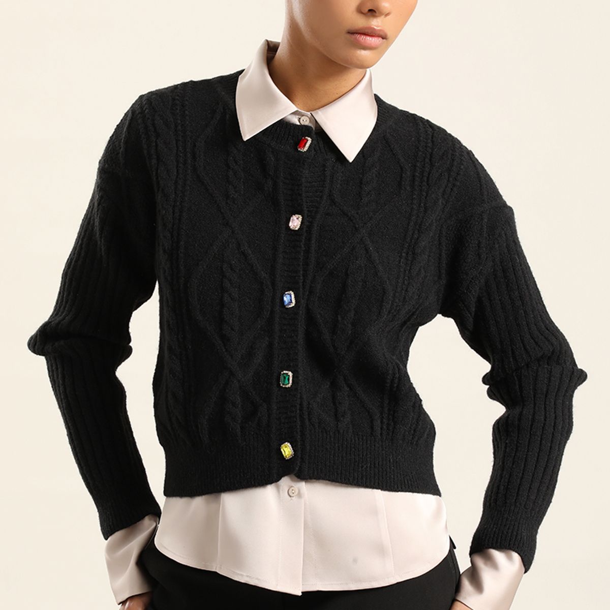 LIOLA - Cardigan Punto Boton Joya, Negro Liola