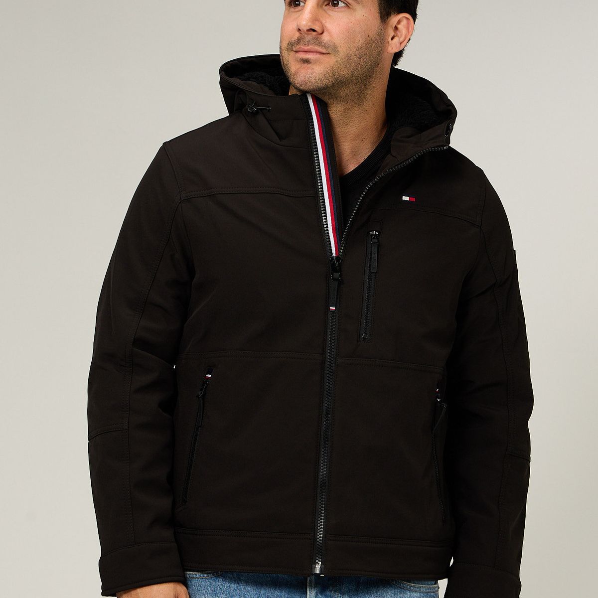 TOMMY HILFIGER - Chaqueta Soft Shell Con Gorro Negro Tommy Hilfiger