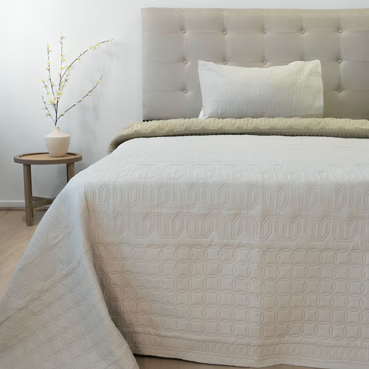 DORAL - Quilt Hotpress Viena Con Sherpa 1.5 Plazas  Beige  Doral