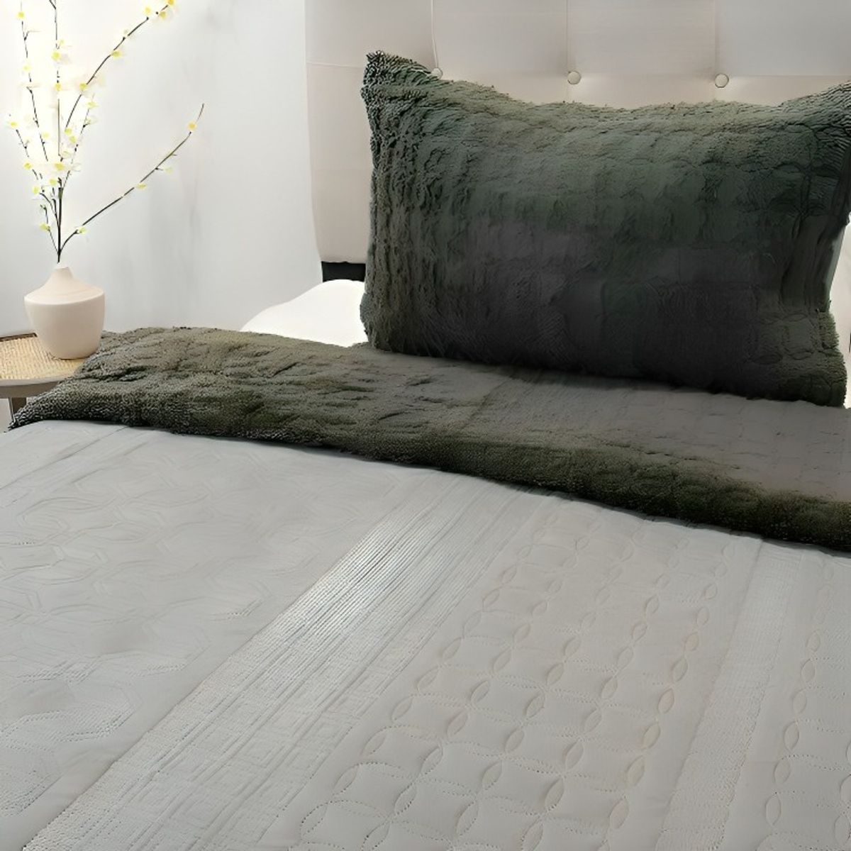 DORAL - Quilt Hotpress Viena Con Sherpa 2,5 Plazas  Gris  Doral