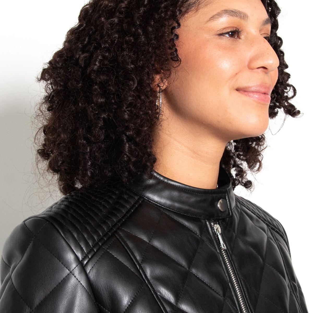 WADOS - CHAQUETA MANGA LARGA ECOCUERO DIAMOND CON BOLSILLOS