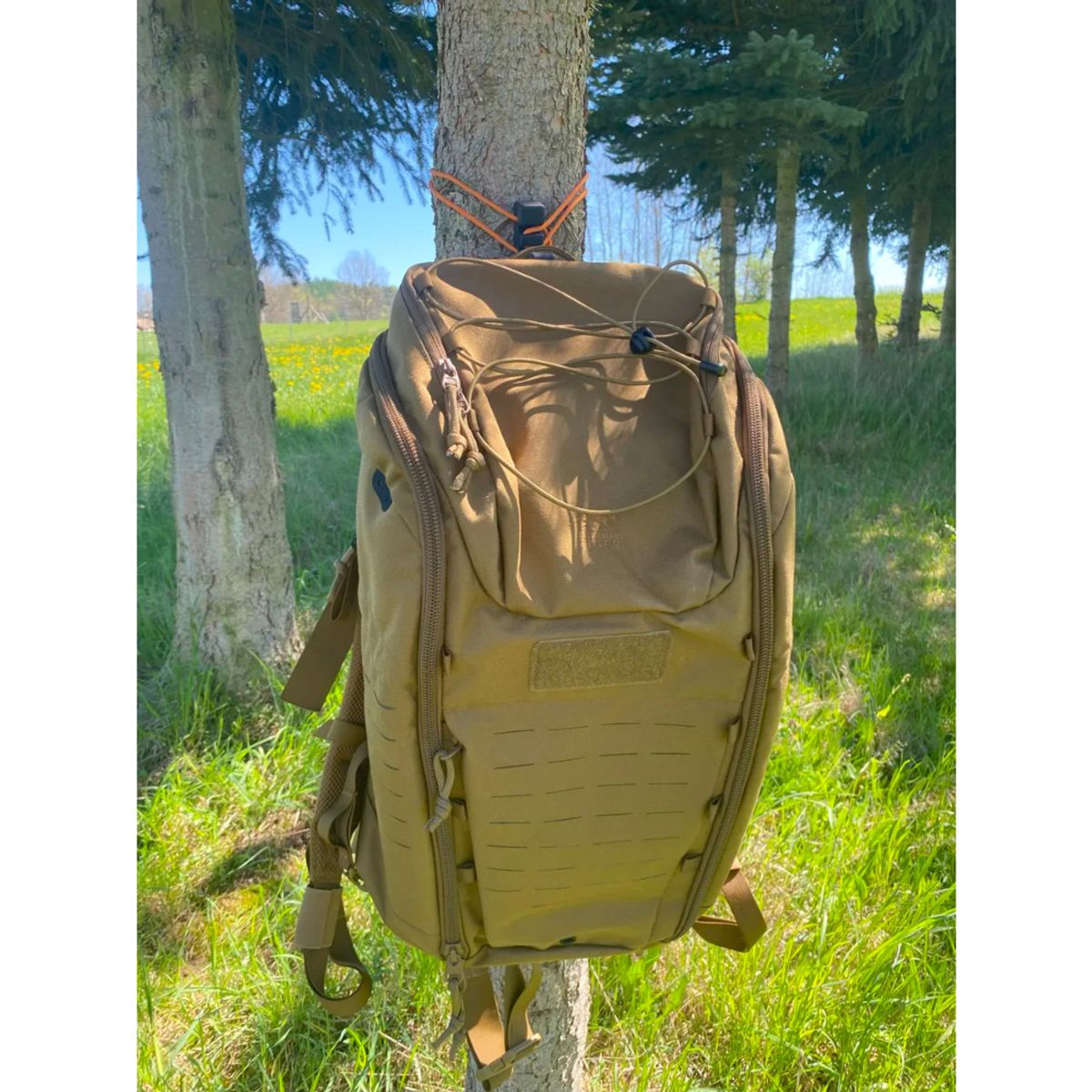 GENERICO - Pack Outdoor 3 en 1: Soporte Celular + Clip Botella + Gancho Mochila - Compacto y Resistente