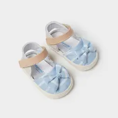 BBPRO - ALPARGATAS BLANCAS CON CELESTE 9-11 Meses