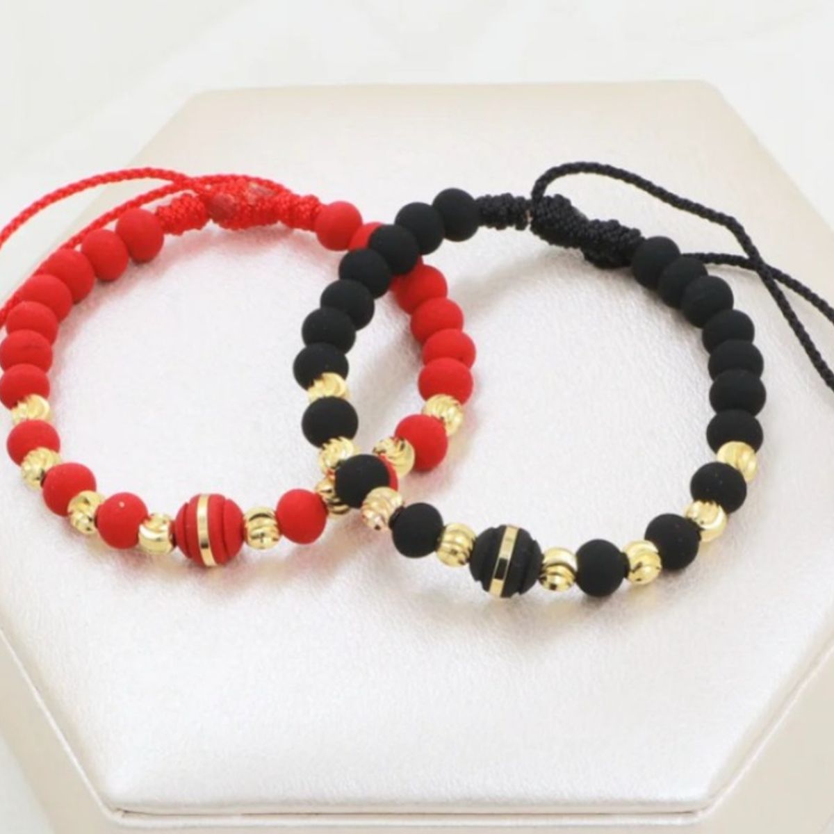 GENERICO - Brazalete Pareja Balines Italianos Oro Laminado 18K