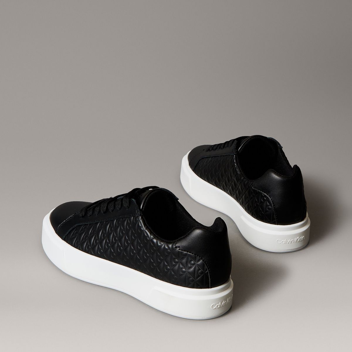 CALVIN KLEIN - Zapatillas Basket en Cuero Negro Calvin Klein