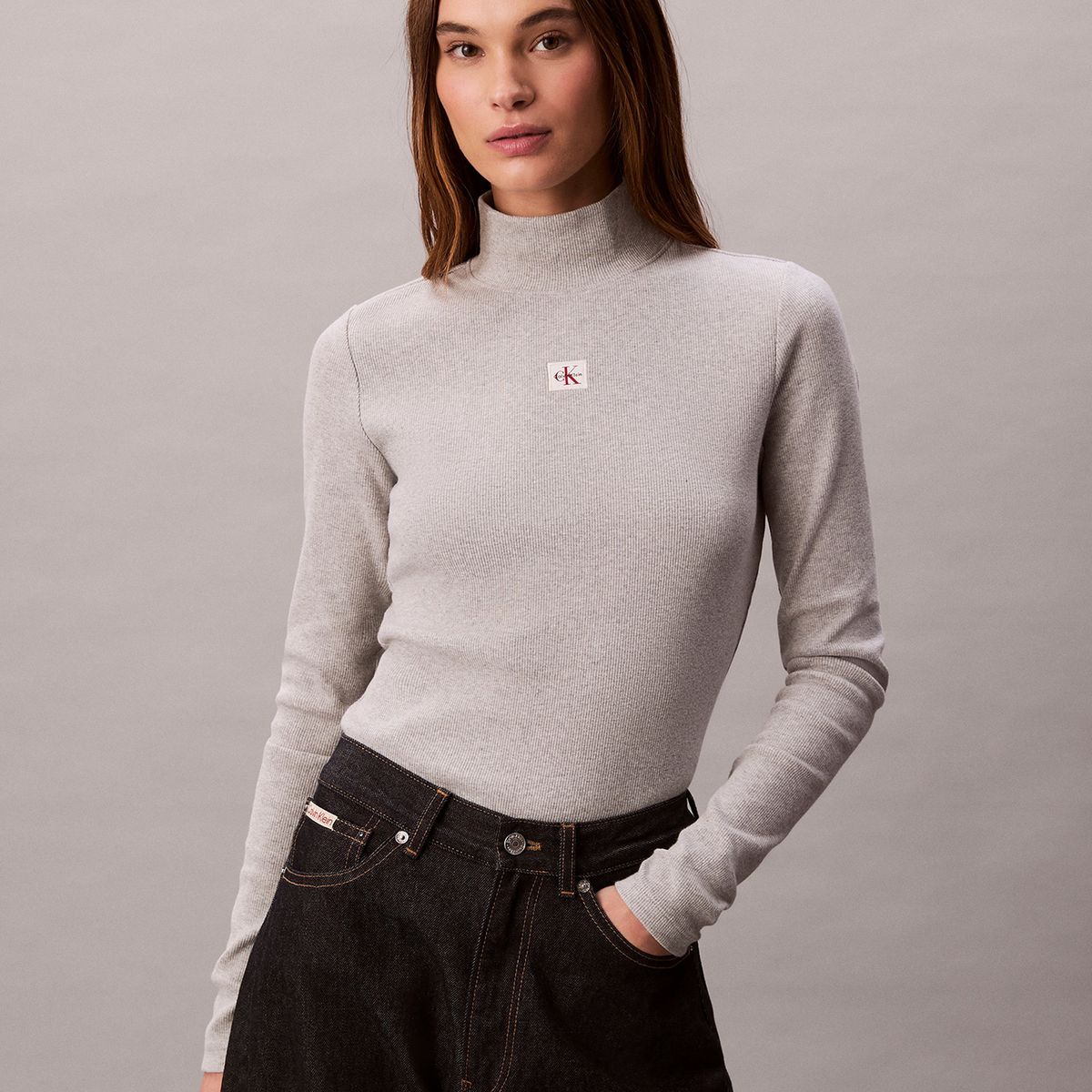 CALVIN KLEIN - Polera Manga Larga con Cuello Tortuga Gris Calvin Klein