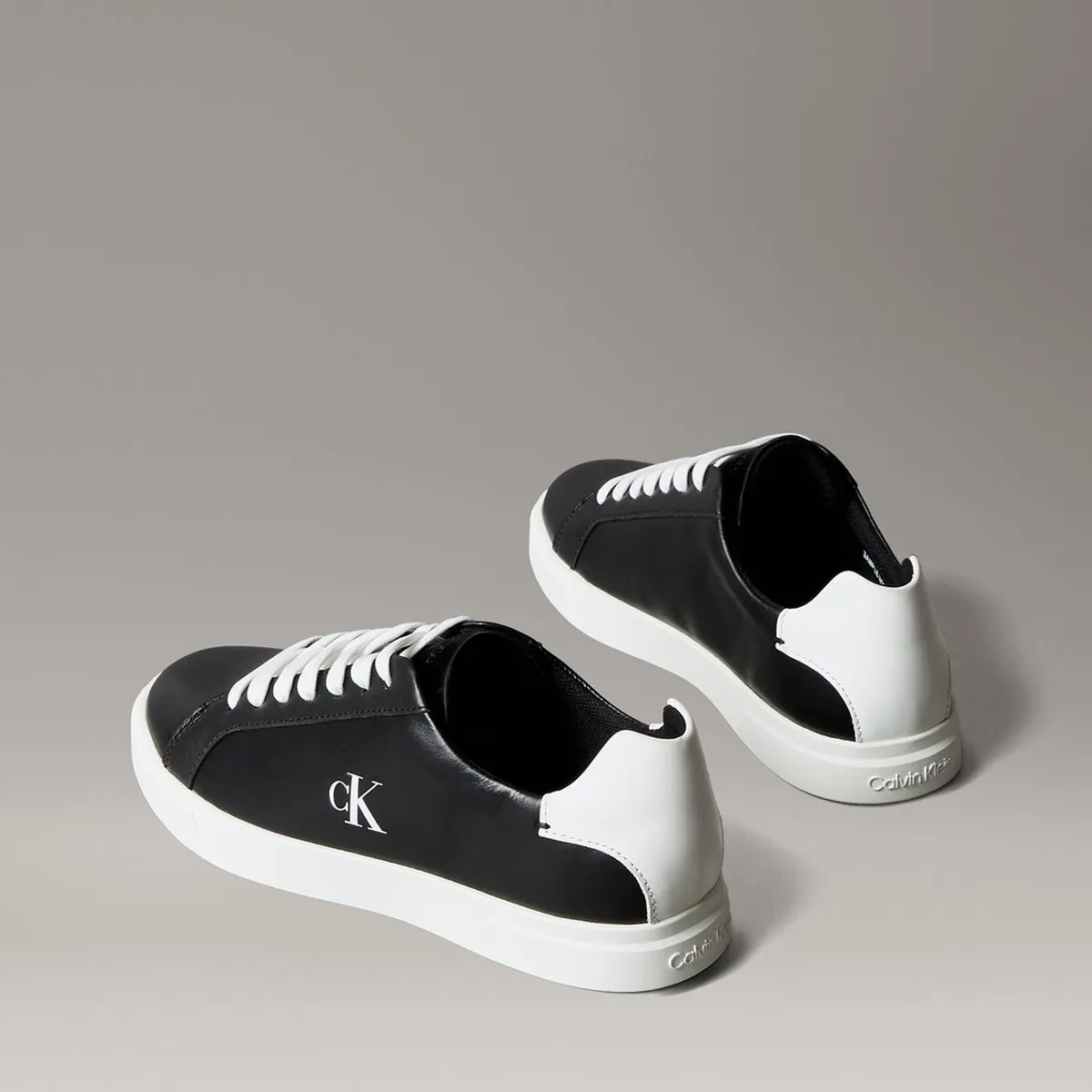 CALVIN KLEIN - Zapatillas de Cuero con Logo