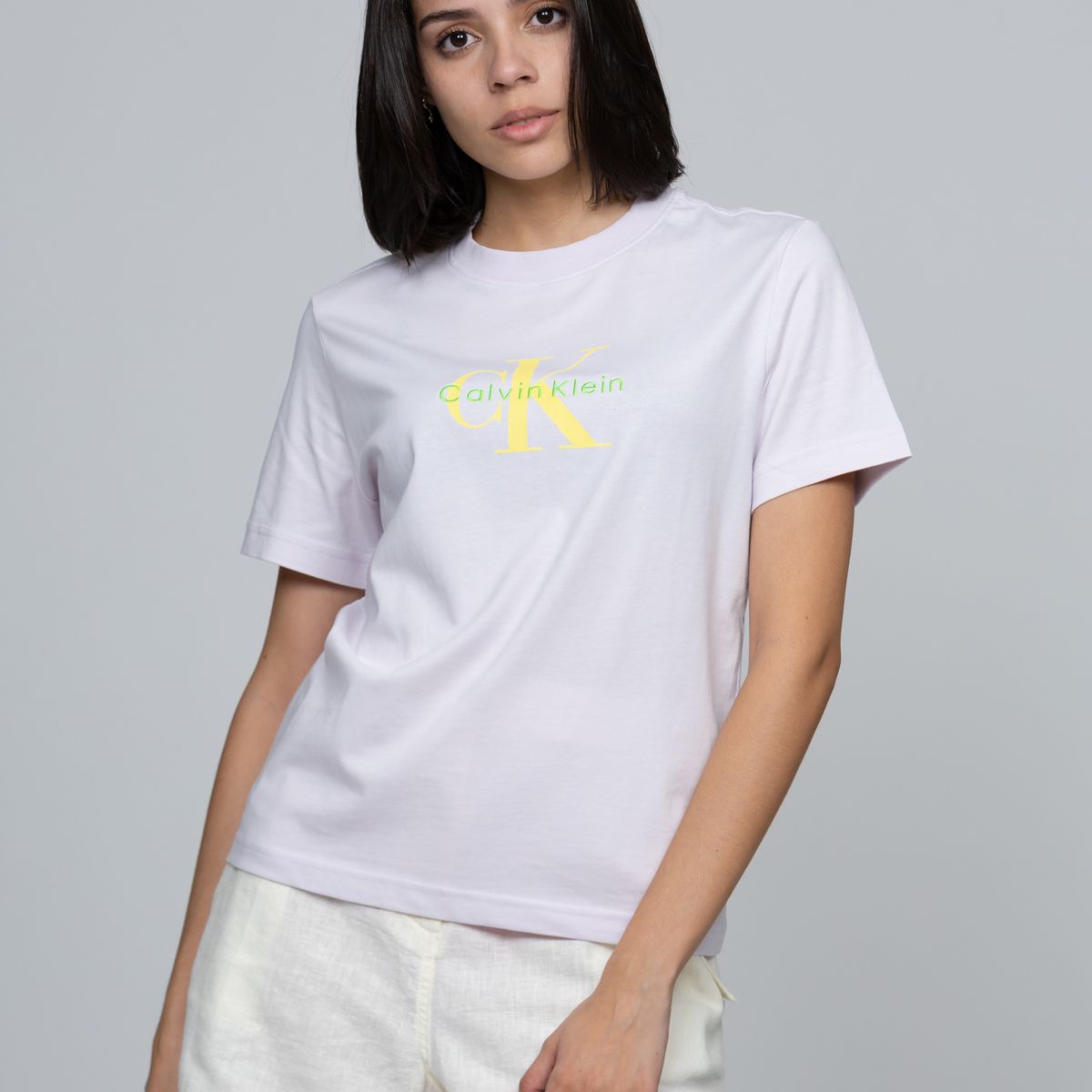 CALVIN KLEIN - Polera Clásica con Monograma Estampado Blanco Calvin Klein