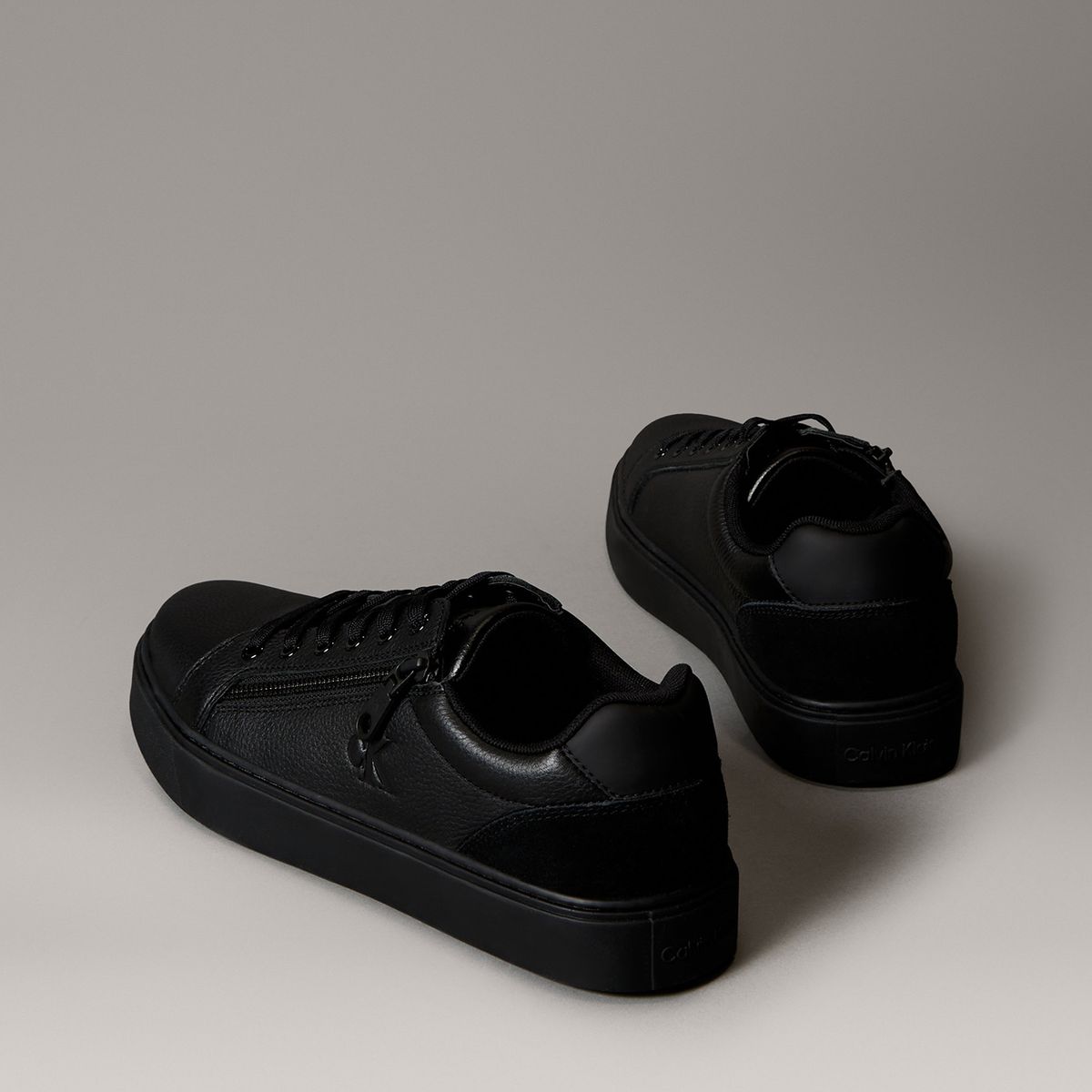 CALVIN KLEIN - Zapatillas Clásicas con Cordones Negro Calvin Klein