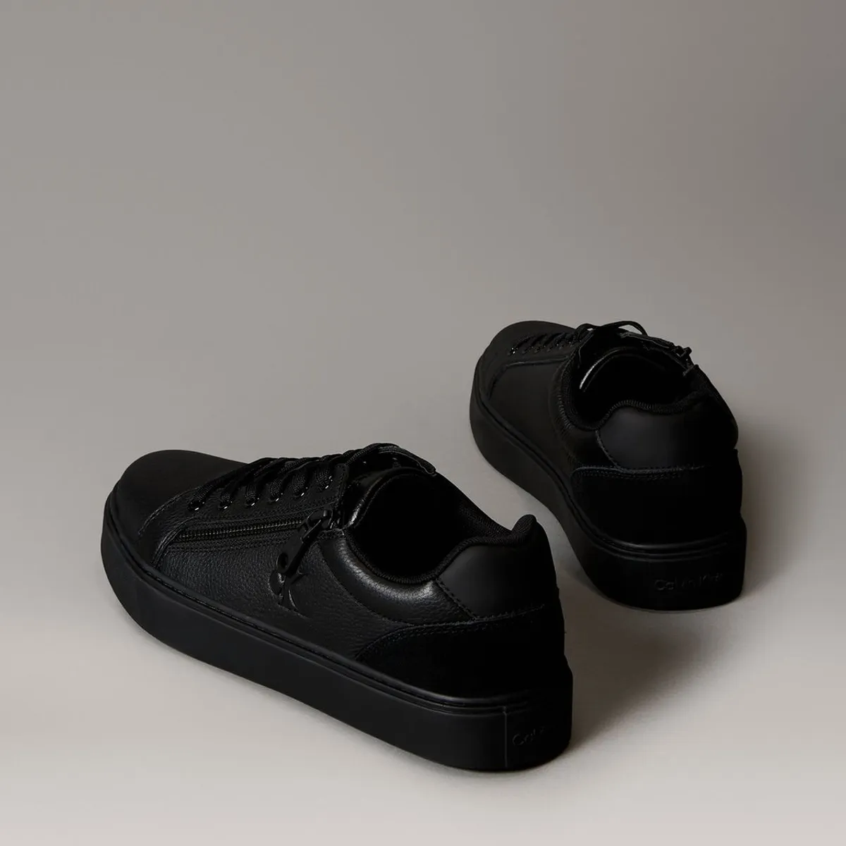CALVIN KLEIN - Zapatillas Clásicas con Cordones Negro Calvin Klein