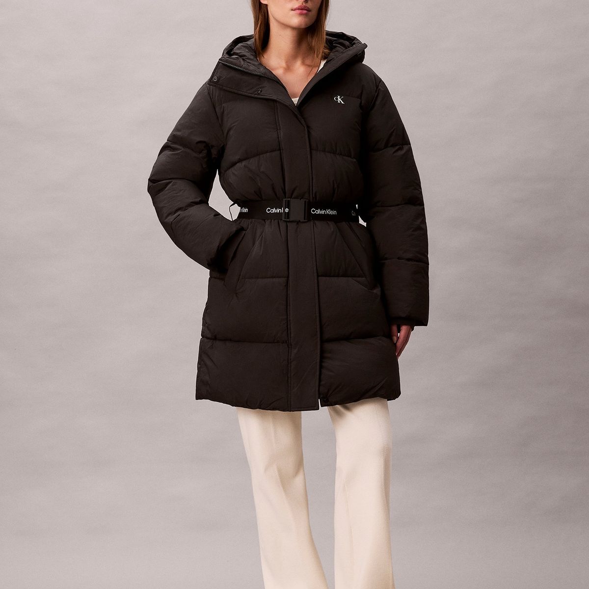 CALVIN KLEIN - Parka Puffer Larga con Gorro y Cinturón Negro Calvin Klein