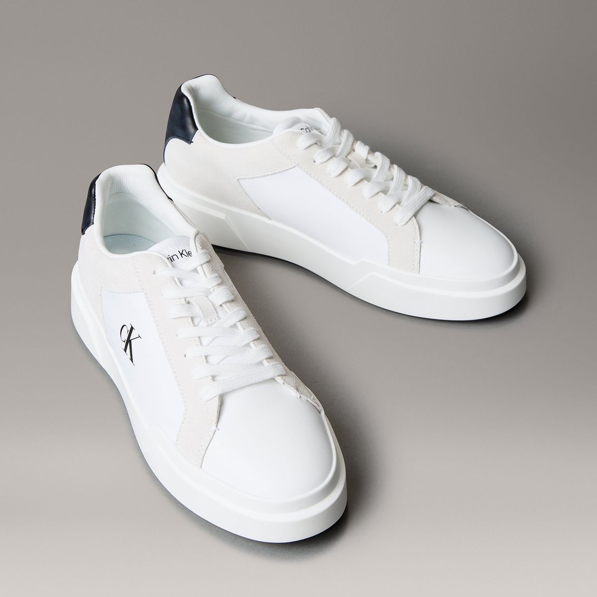 CALVIN KLEIN - Zapatillas de Cuero con Suela Gruesa Blanco Calvin Klein