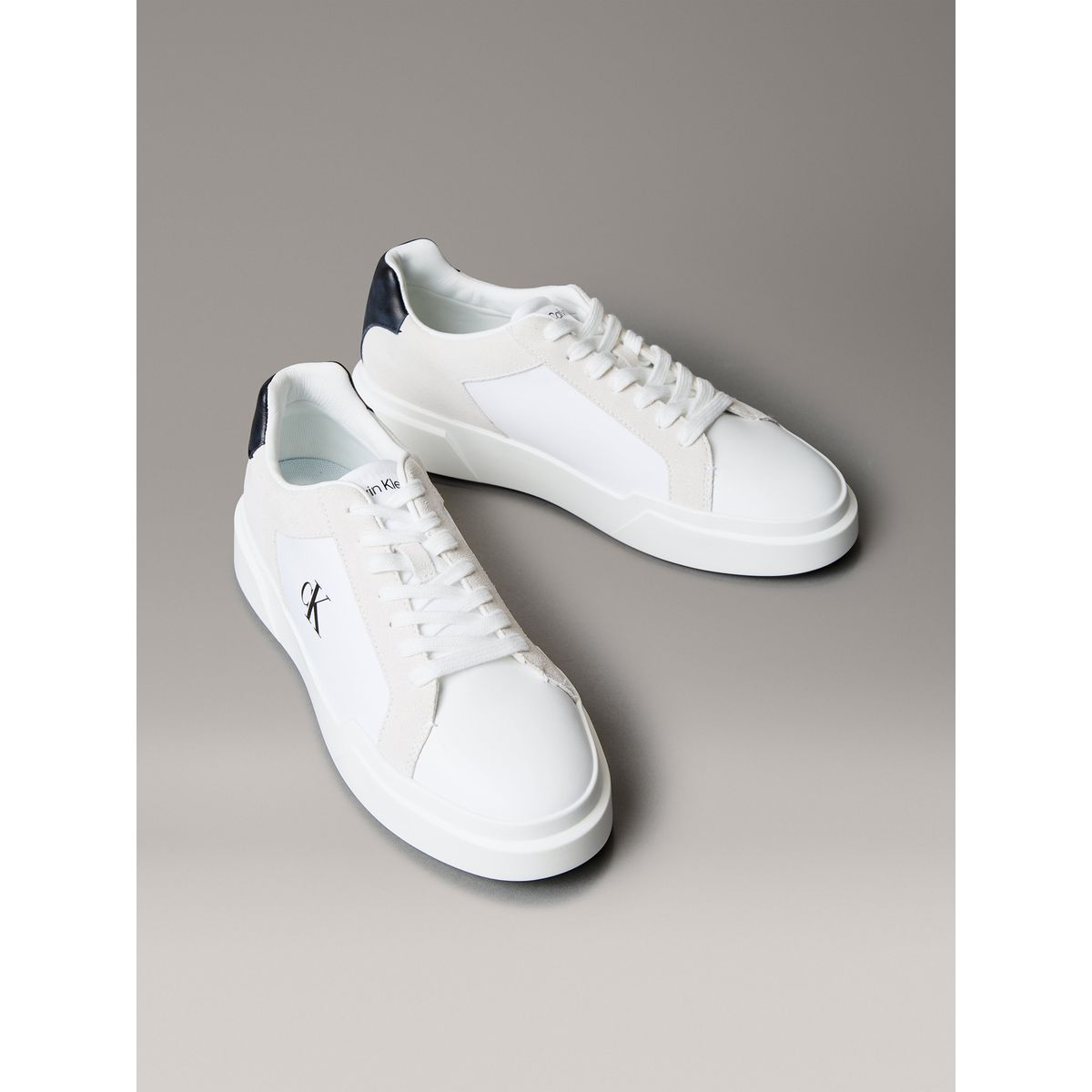 CALVIN KLEIN - Zapatillas de Cuero con Suela Gruesa Blanco Calvin Klein