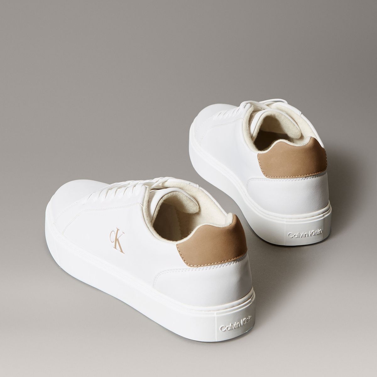 CALVIN KLEIN - Zapatillas Clásicas con Suela Gruesa Blanco Calvin Klein