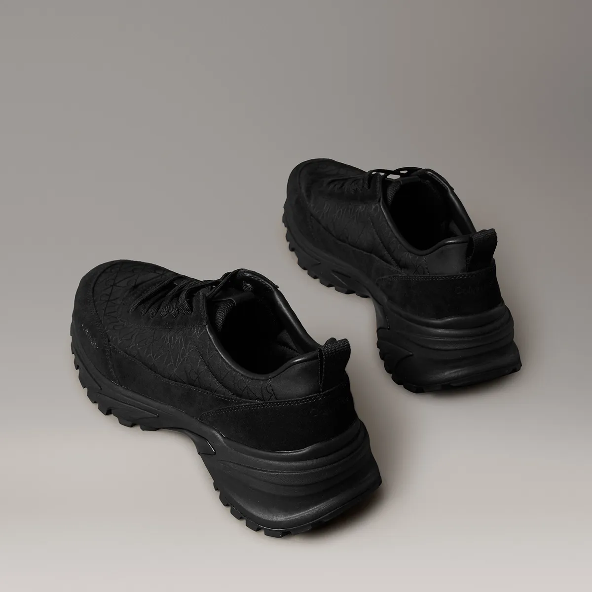 CALVIN KLEIN - Zapatillas Runner con Estampado Integral Calvin Klein Negro