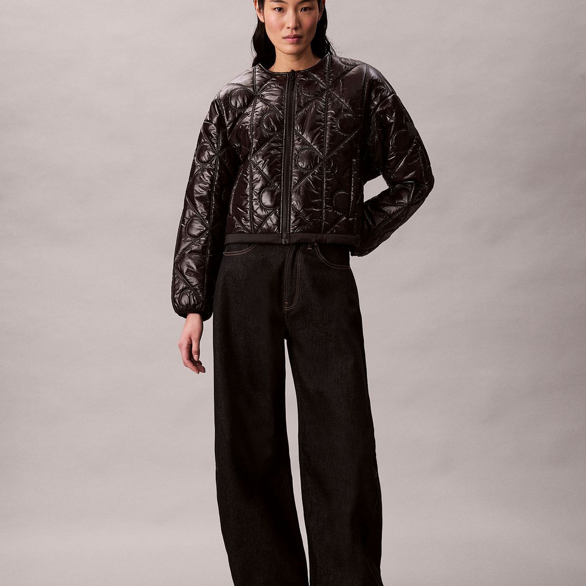 CALVIN KLEIN - Chaqueta Acolchada con Patrón de Logo Negro Calvin Klein