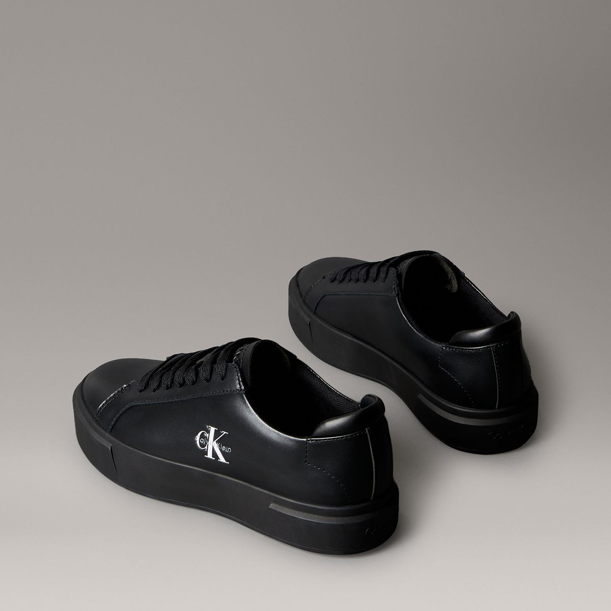 CALVIN KLEIN - Zapatillas Basket de Caña Baja Negro Calvin Klein