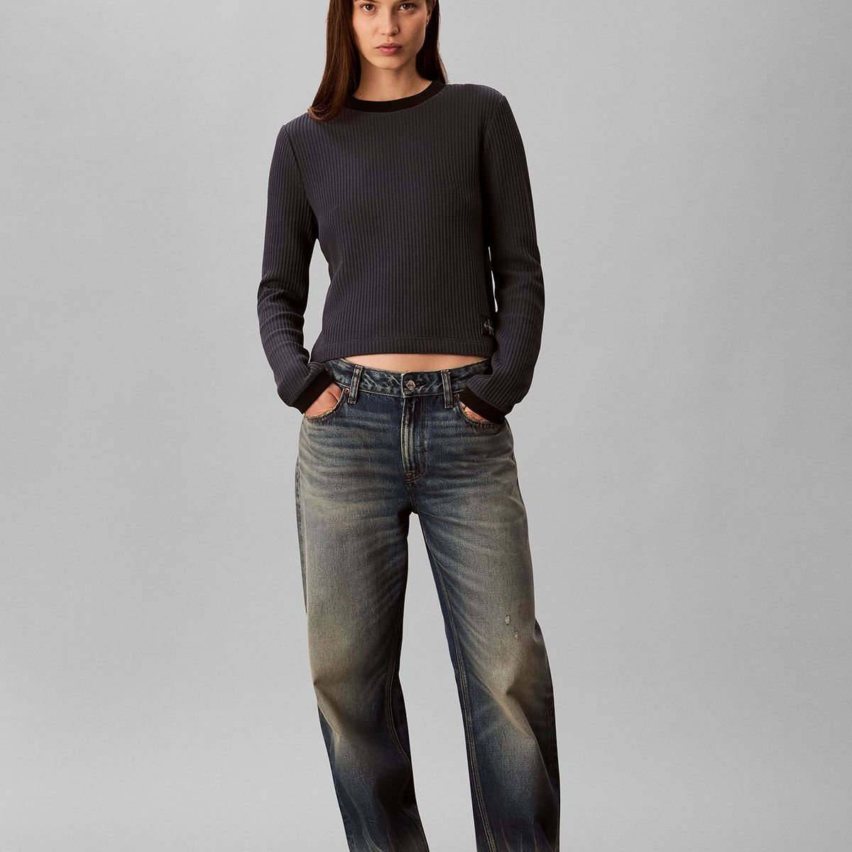 CALVIN KLEIN - Polera Manga Larga con Tejido Acanalado Azul Calvin Klein