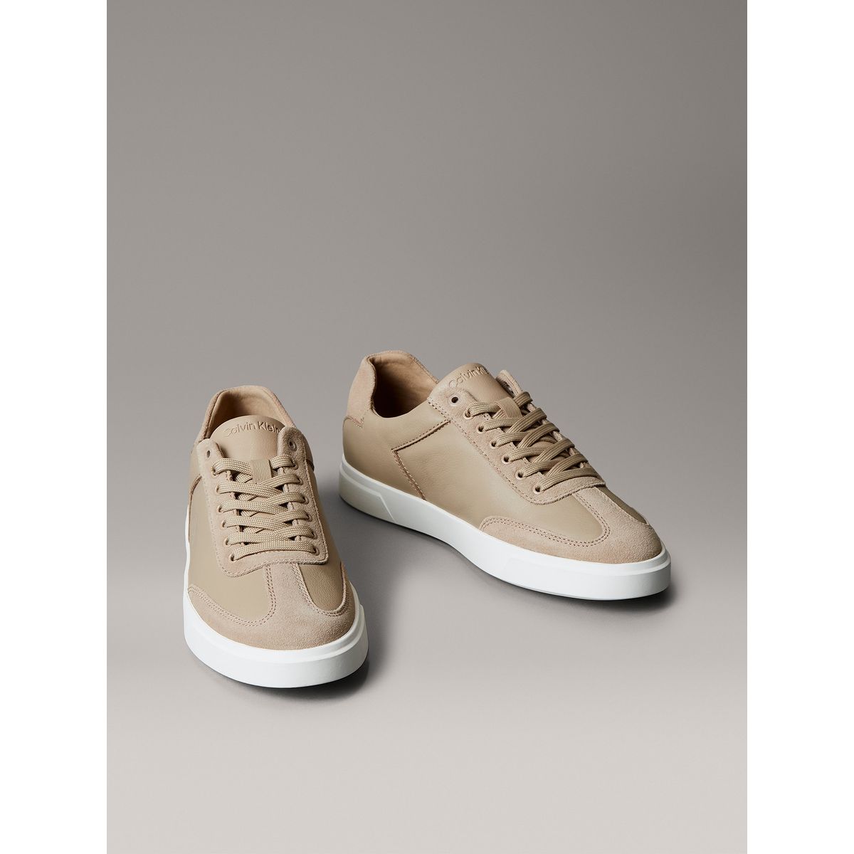 CALVIN KLEIN - Zapatillas en Texturas Mixtas Beige Calvin Klein