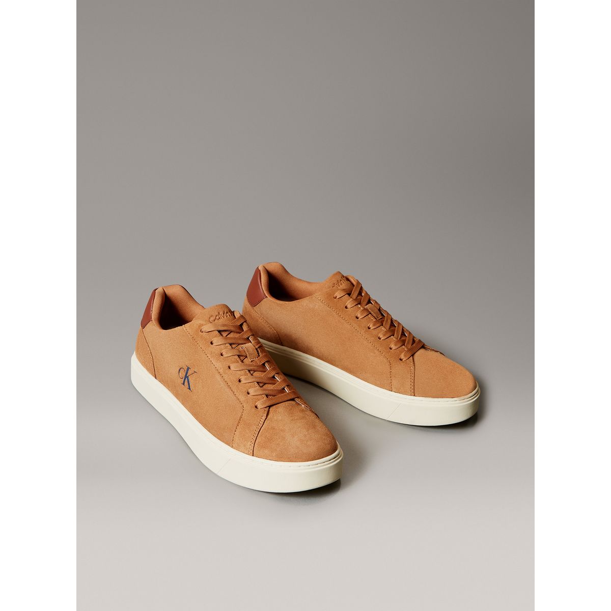 CALVIN KLEIN - Zapatillas Clásicas con Suela Gruesa Cafe Calvin Klein