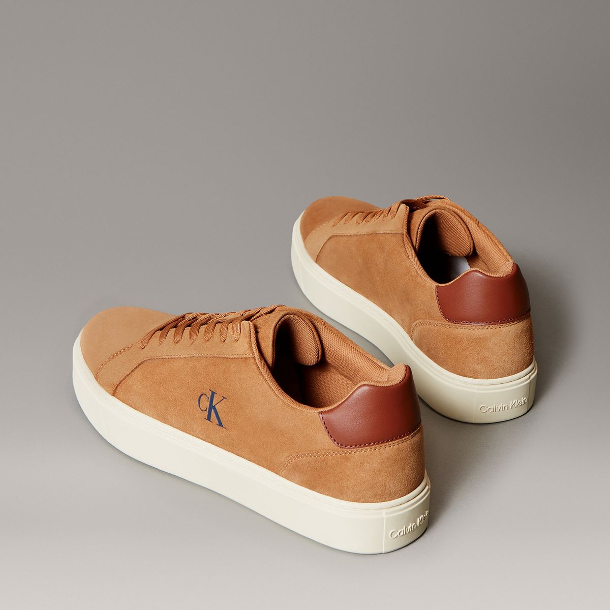 CALVIN KLEIN - Zapatillas Clásicas con Suela Gruesa Cafe Calvin Klein