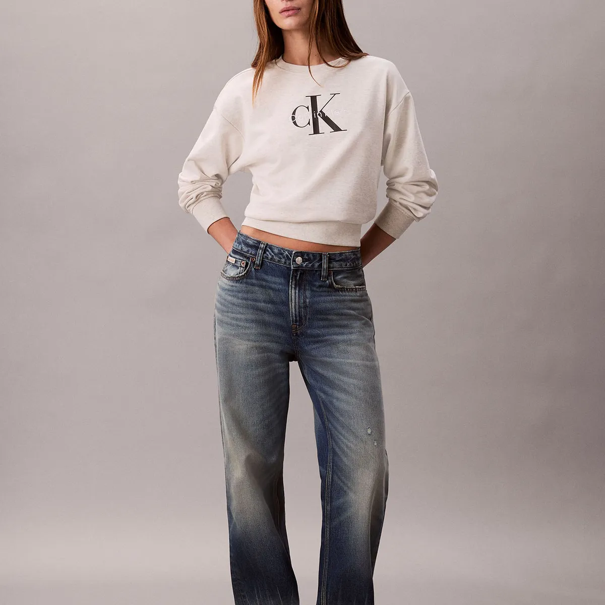 CALVIN KLEIN - Polerón Relaxed con Logo Estampado Blanco Calvin Klein