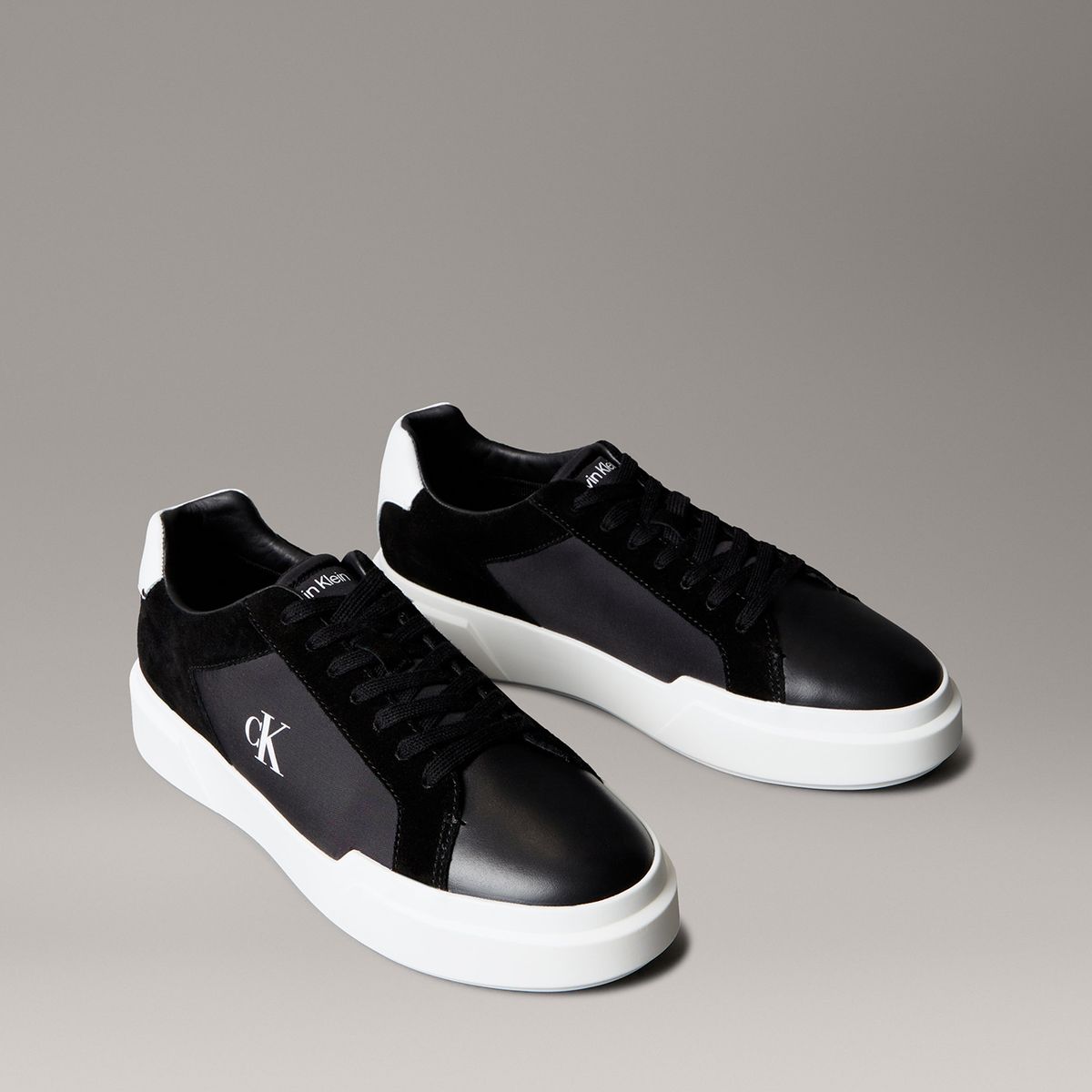 CALVIN KLEIN - Zapatillas de Cuero con Suela Gruesa