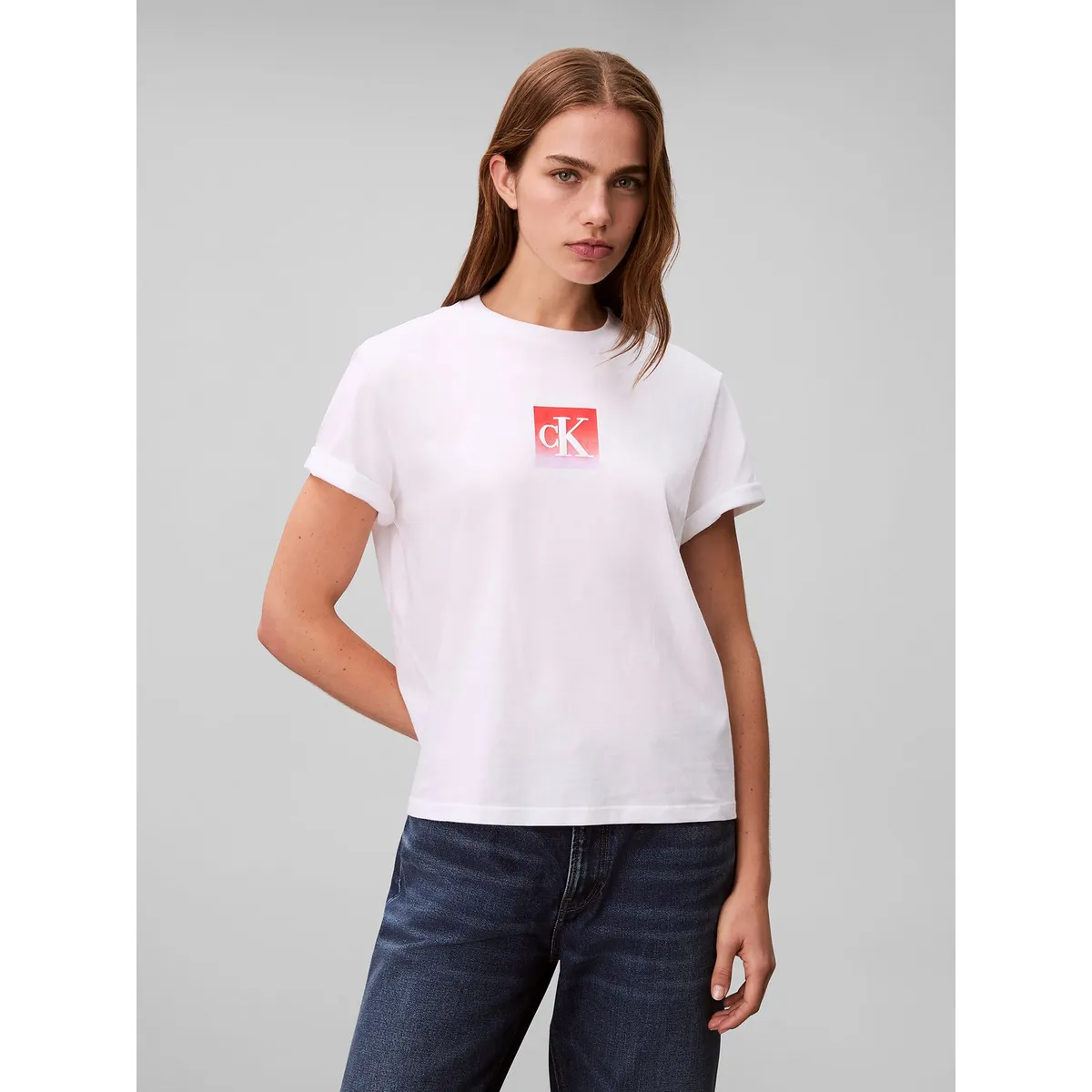 CALVIN KLEIN - Polera con Logo Estampado Tipo Boxed