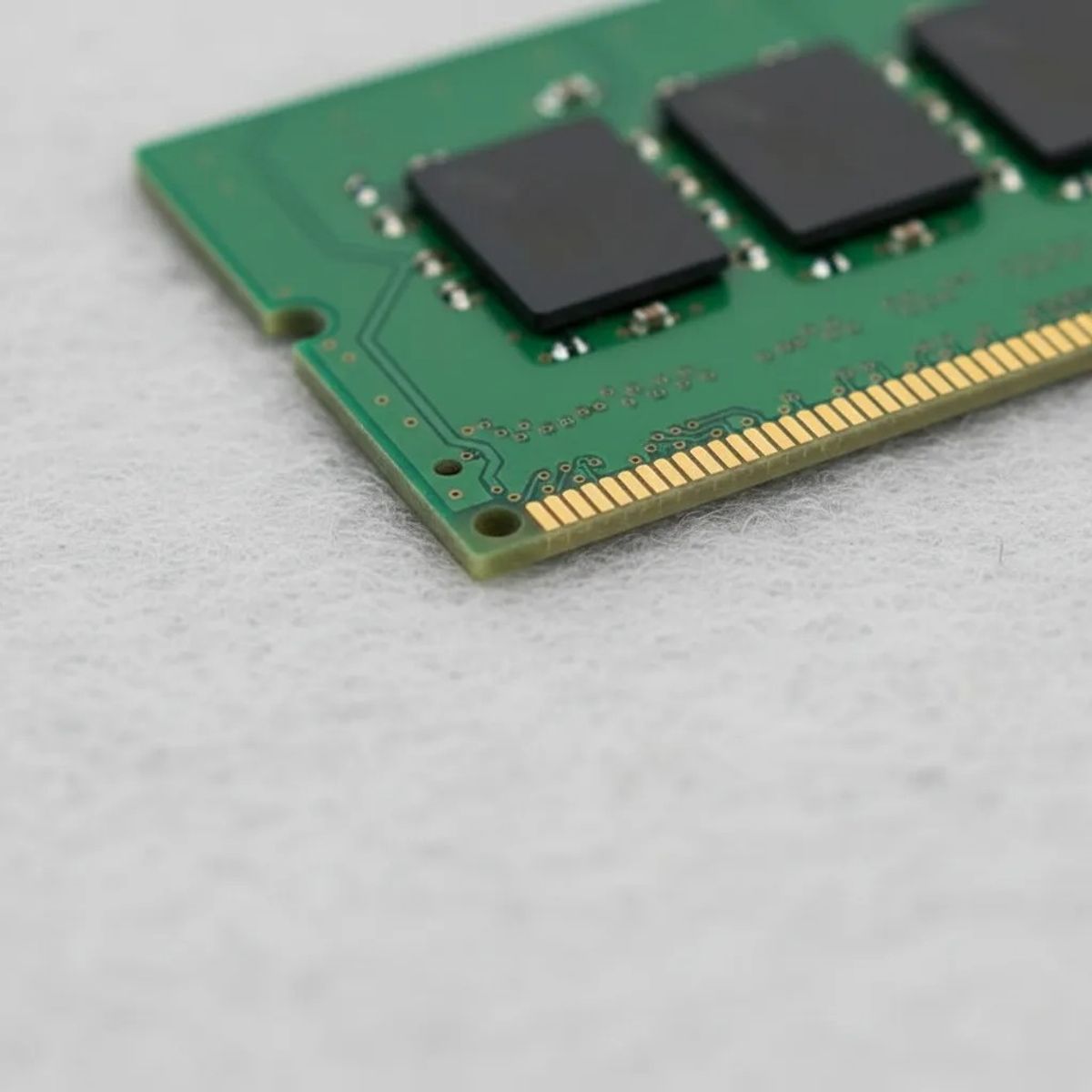CRUCIAL - Memoria Ram 8gb Crucial Ct102464bf160b.c16fer