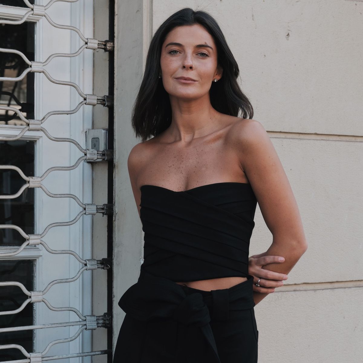 PADOVA - Crop Top Esencia De Laureles Negro Mujer