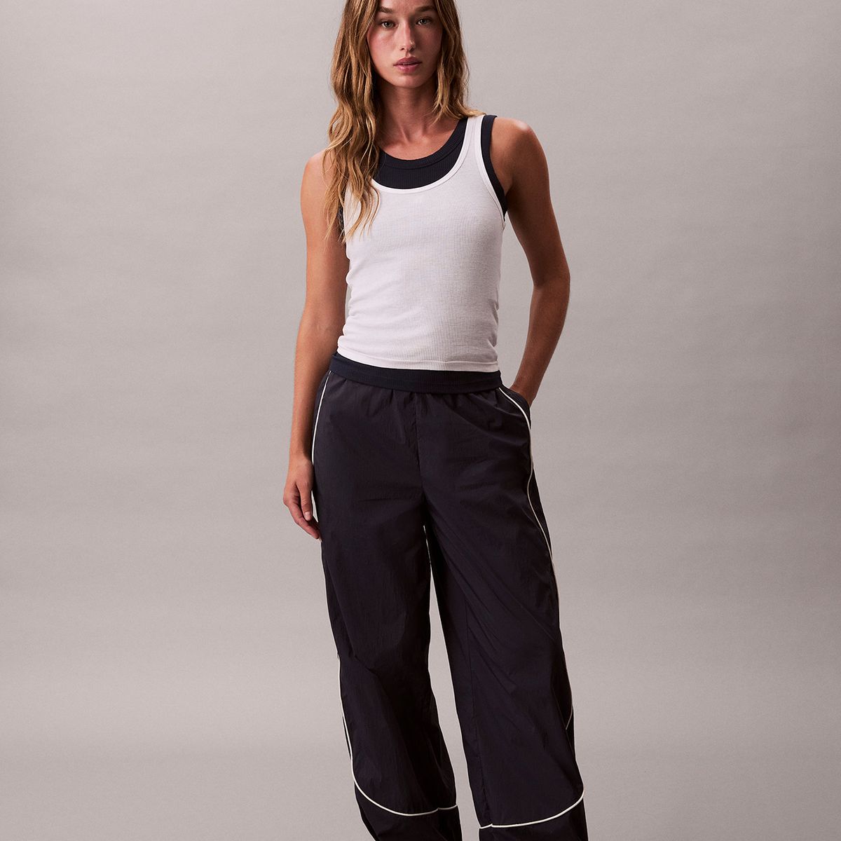 CALVIN KLEIN - Jogger Técnico con Textura Arrugada Azul Calvin Klein
