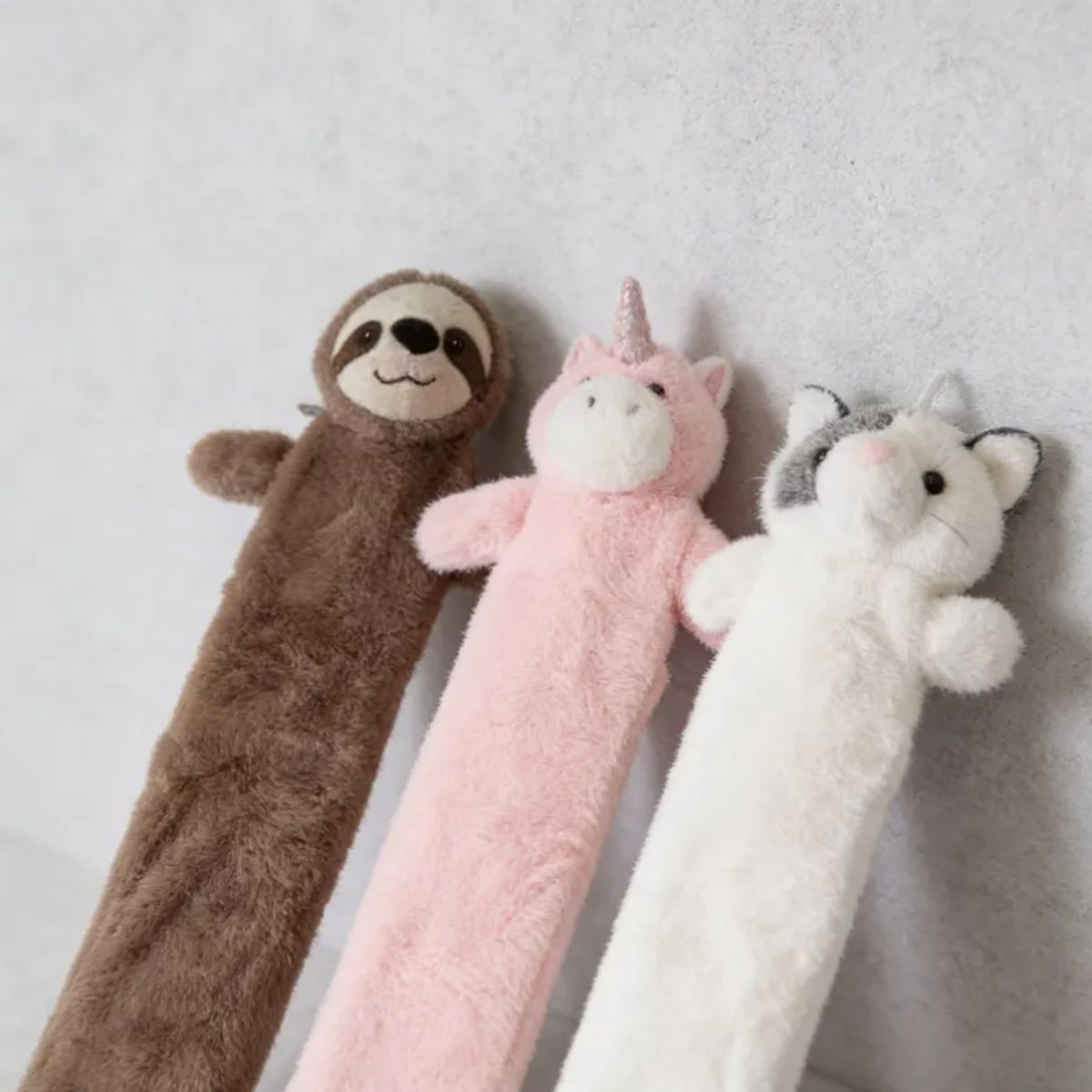 GENERICO - Guatero Largo 2 Litros Con Funda De Peluche Animalitos 75cm