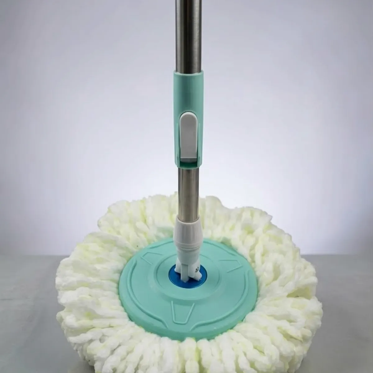 GENERICO - Trapeador Giratorio 360 con Cubeta Centrifuga – Sistema de Limpieza Inteligente COLOR VERDE