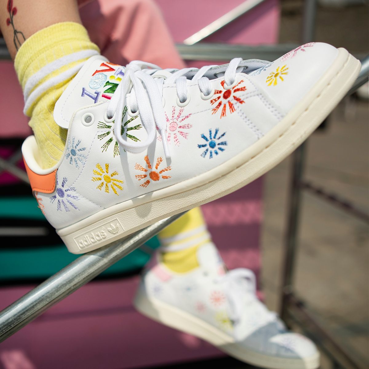 ADIDAS ORIGINALS - Stan Smith Pride Zapatilla Urbana Cuero Mujer Adidas Originals